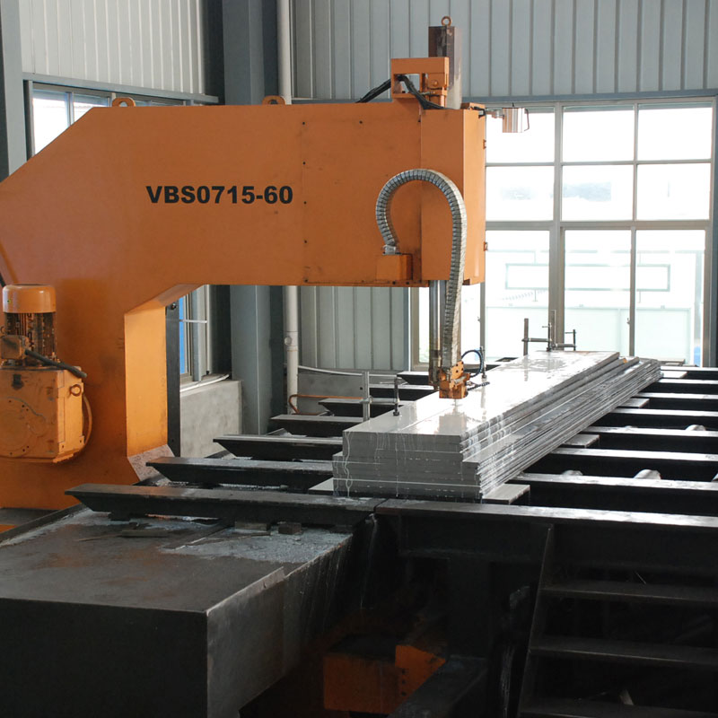 E faʻafefea e le iʻa moa fa ona saunia ni fofo saʻo mo isi tulaga faigaluega i le fale gaosi oloa?